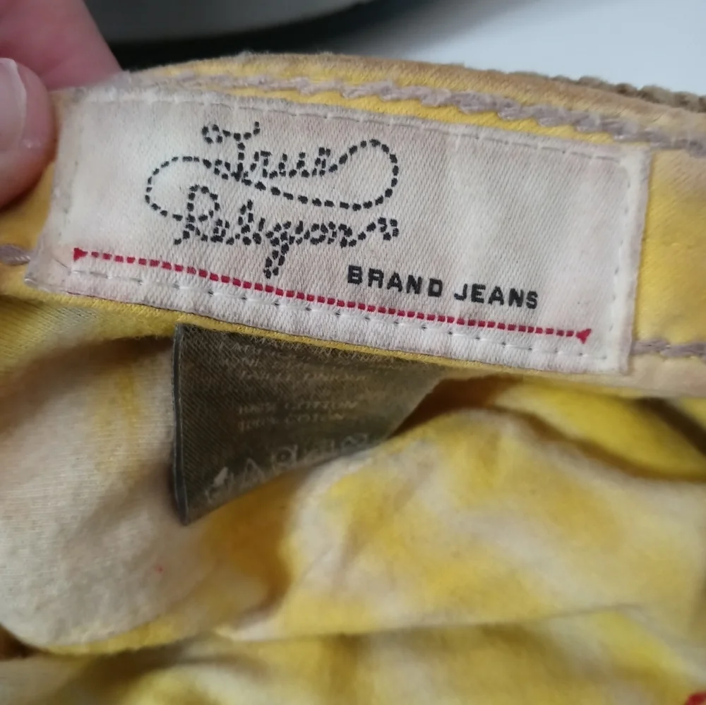 Vintage Rare True Religion Beige Corduroy Distressed Driver Cap Emb horseshoe